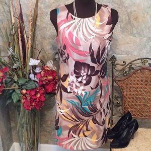 🌹 stunning tropical print dress, hint beach vac